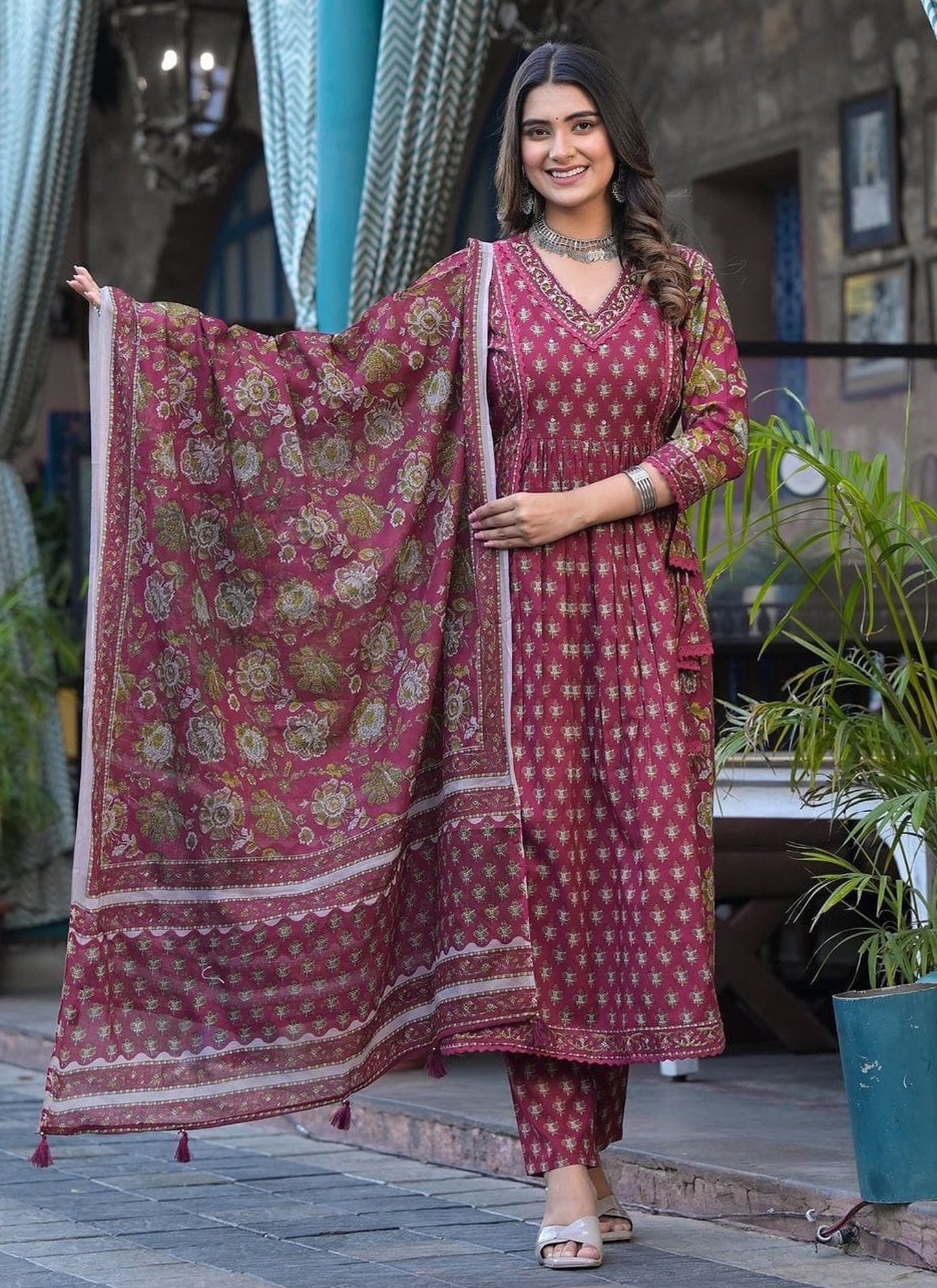 Styilsh Cotton Marron Kura With Pant & Dupatta