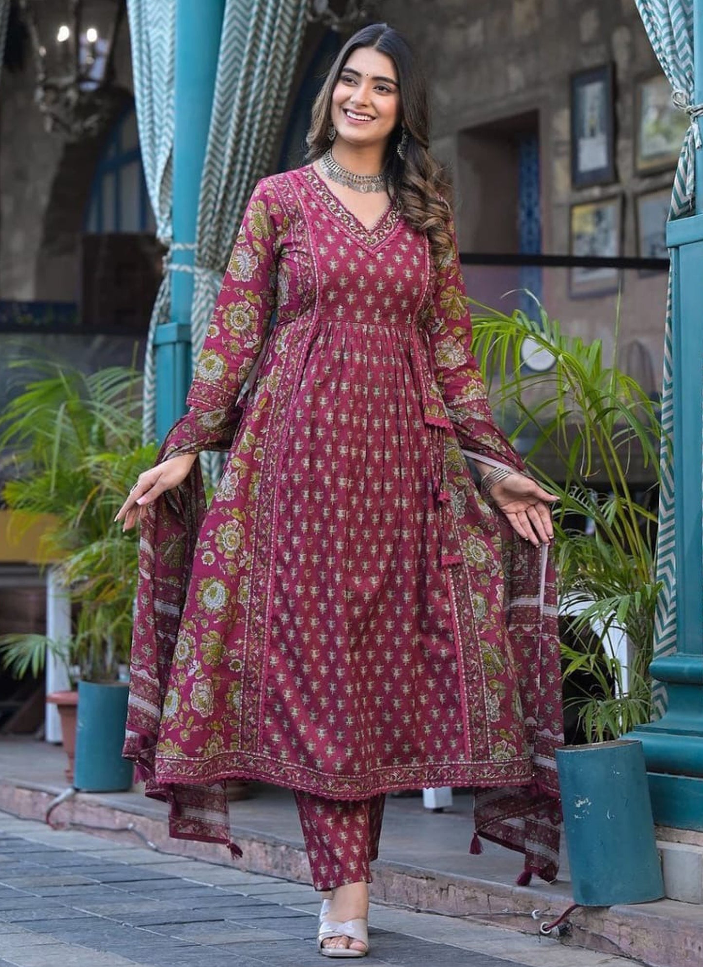 Styilsh Cotton Marron Kura With Pant & Dupatta